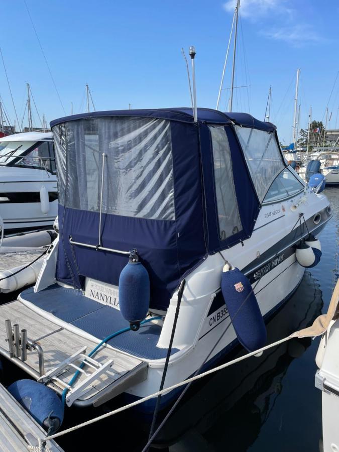 Superbe bateau   le nanylia  Hotel Boulogne-sur-Mer Bagian luar foto