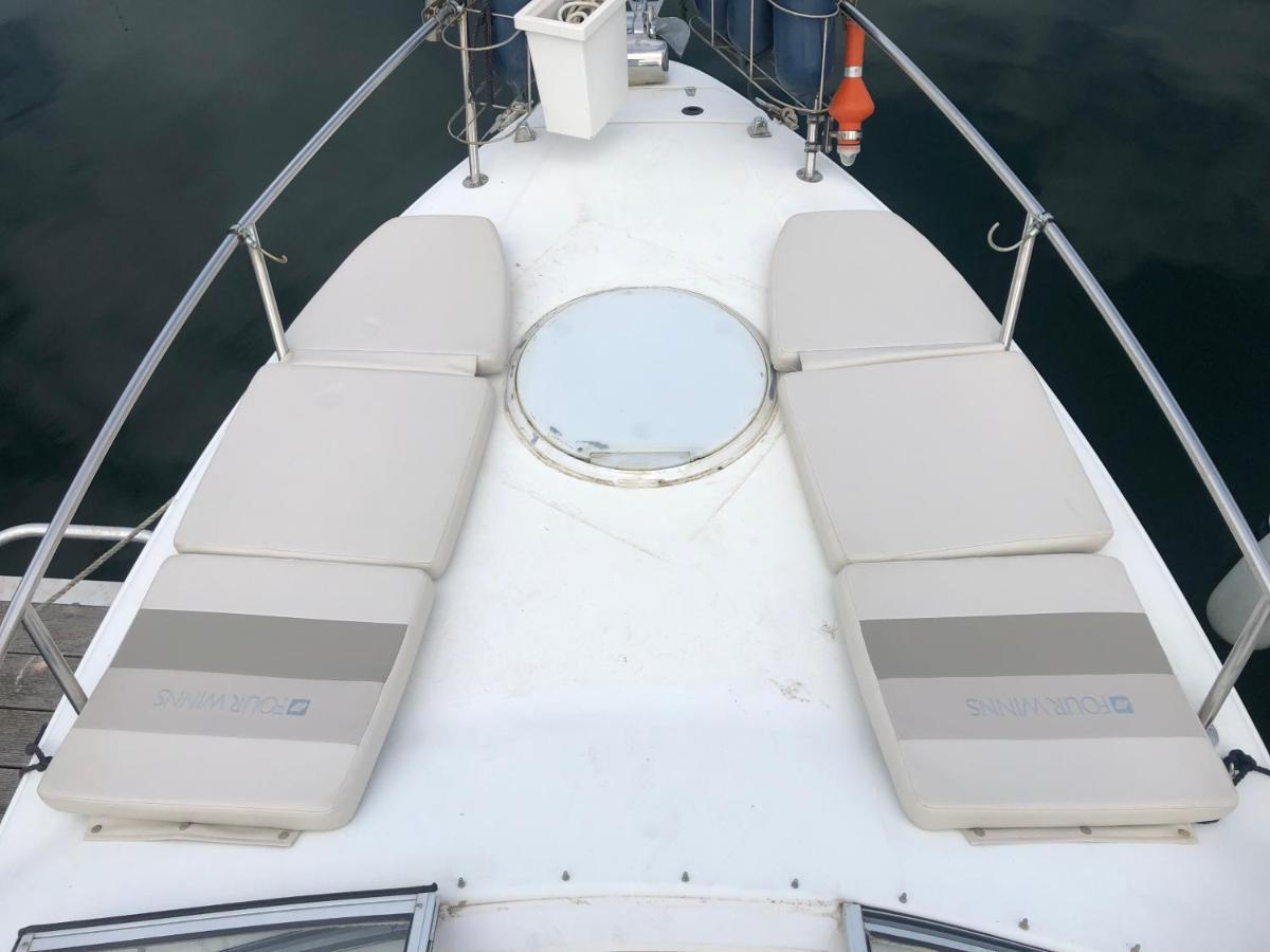 Superbe bateau   le nanylia  Hotel Boulogne-sur-Mer Bagian luar foto